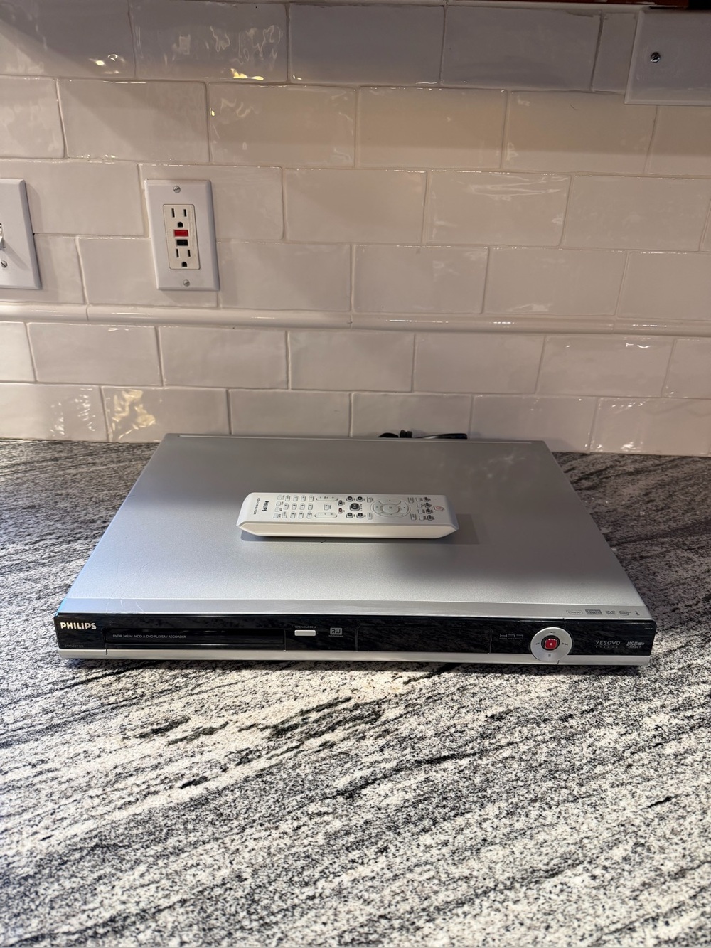 Philips DVDR-3455H/37 DVD/Hard Drive HDD Recorder with Remote